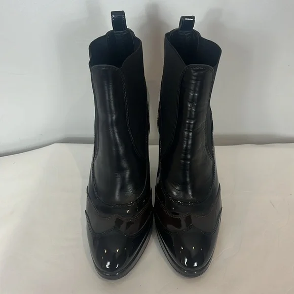 Hogan Patent Leather Heel Ankle Boots - Picture 6 of 17